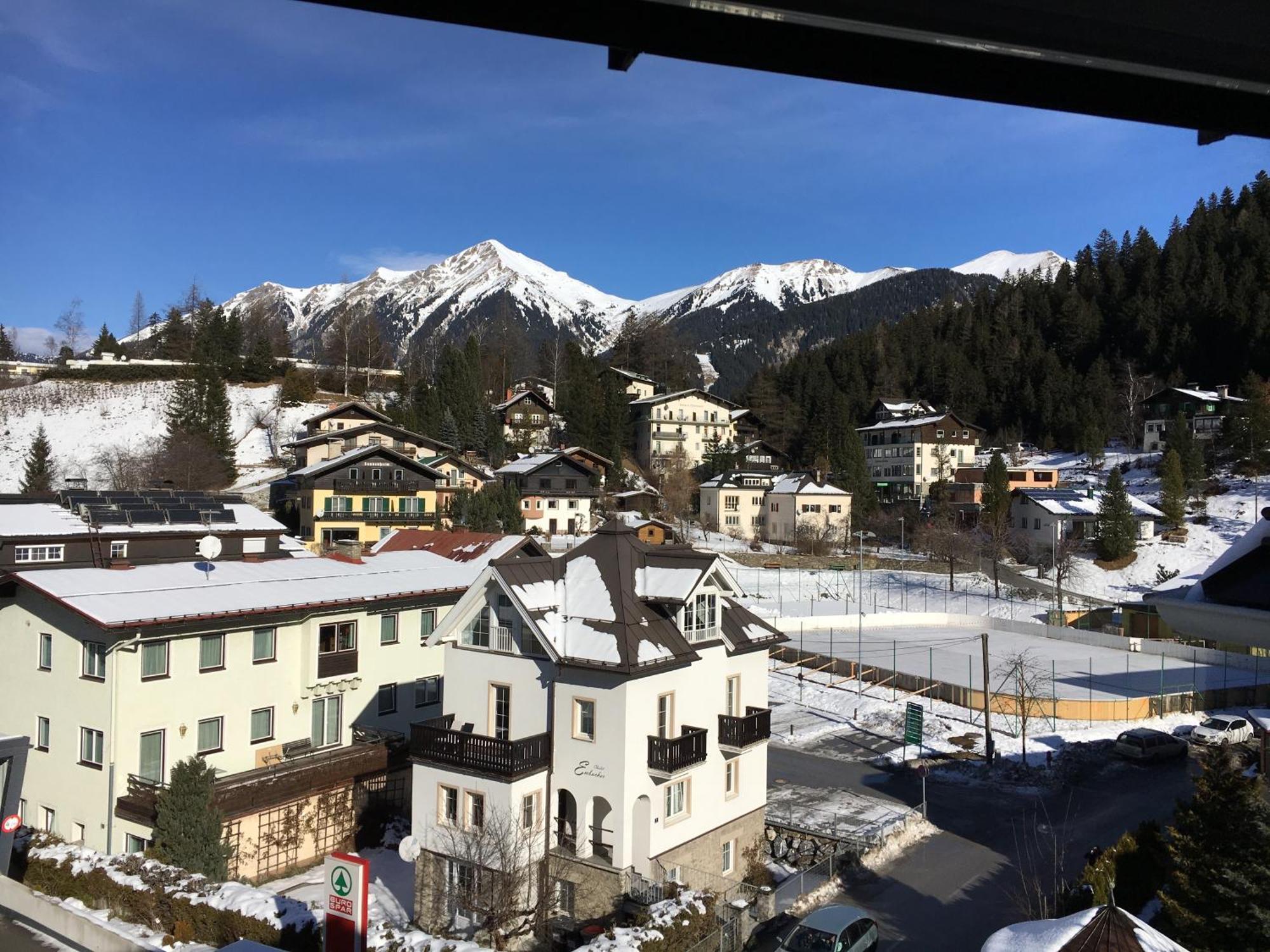 باد جاستاين Hotel Lindenhof المظهر الخارجي الصورة